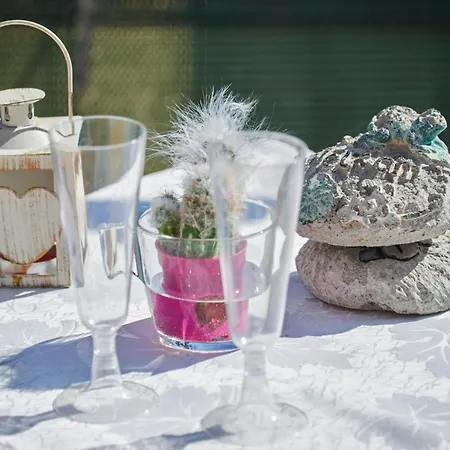 Jerry & Titty House 4* Capena